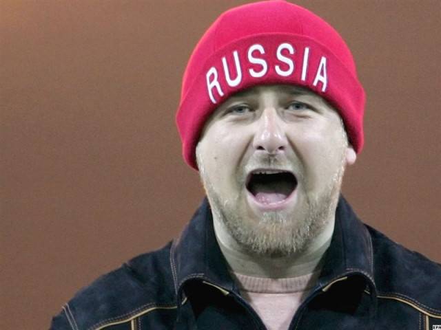 «Не брат ты мне, гни*а черномазая!»  В Москве прошла первая публичная дискуссия русских националистов с чеченцами