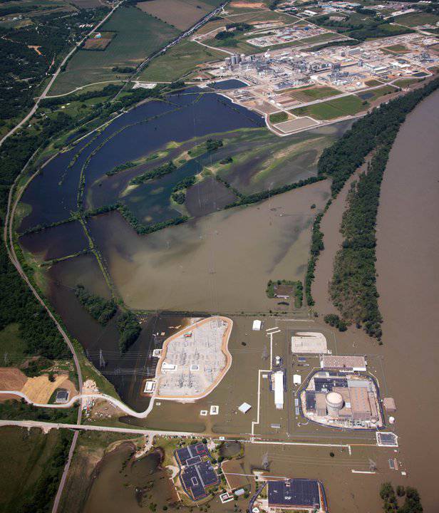 В США затоплены две АЭС