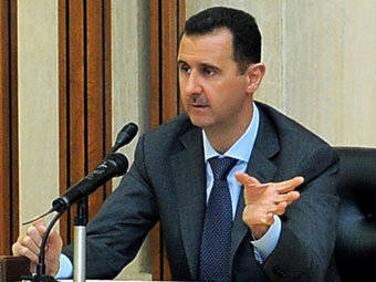 Асад отказывается сдать страну, а Запад призывает его уйти в отставку