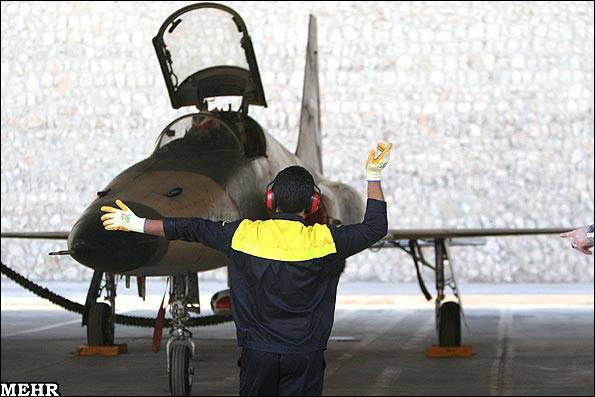 Иран демонстрирует воздушную мощь: Клоны забытого F-5