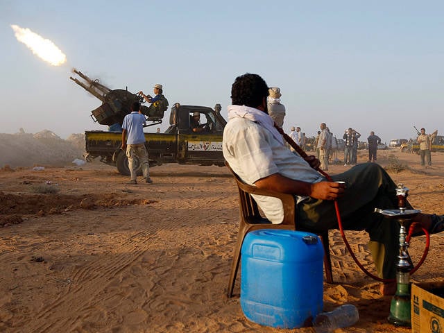 Ливийские повстанцы не могут взять последний оплот Каддафи