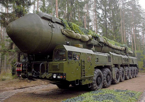 Второй ракетный полк "Ярсов" заступит на боевое дежурство до конца 2011 года