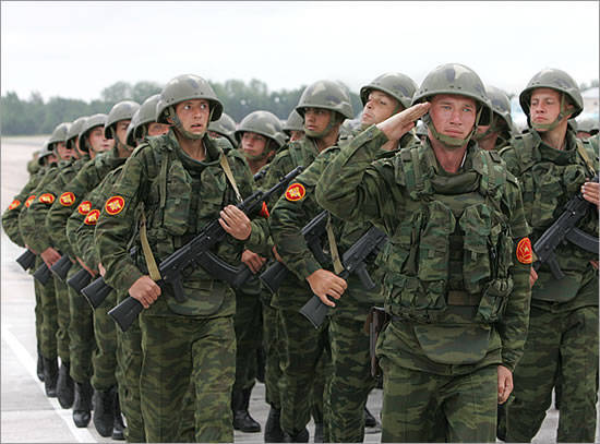 Российская армия будет воевать без офицеров