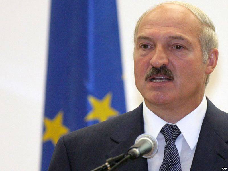 Лукашенко: НАТО поступила с Каддафи хуже, чем поступали фашисты в годы войны
