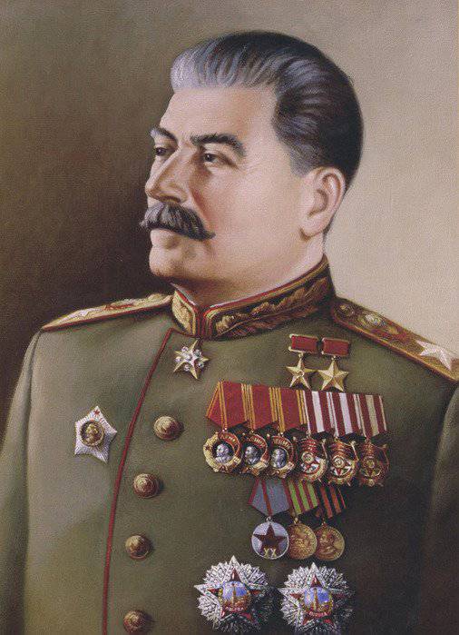 Сталин принял страну с неграмотной, озверелой, голодной деревенщиной, а оставил великую державу, которую до сих пор проедают и разворовывают