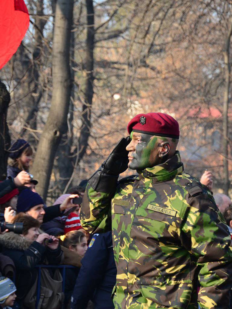 Военный парад в Бухаресте (ФОТО)