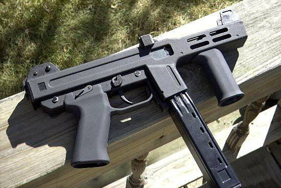 Пистолет-пулемет итальянского производства «Spectre M4»