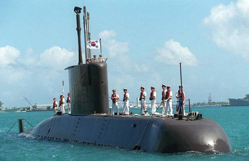 Южная Корея экспортирует подводные лодки