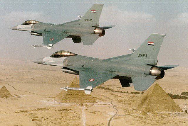 В Египте прошли военные маневры Насер-6