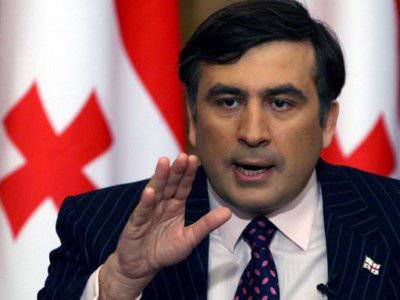 Саакашвили: правительство России напрашивается на отрешение от власти