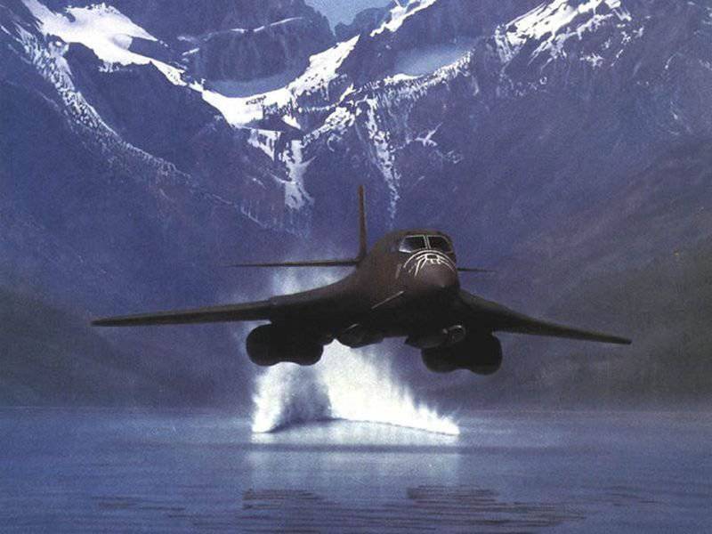 Первые испытания авиабомб «GBU-54/B» с комплектом оборудования «LJDAM» лазерного наведения на самолетах-бомбардировщиках B-1B