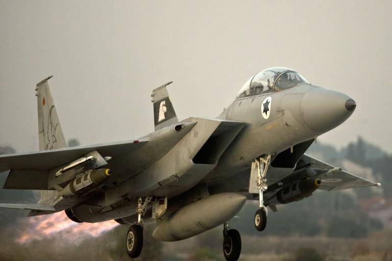СМИ: Израиль нанес авиаудар по Сирии