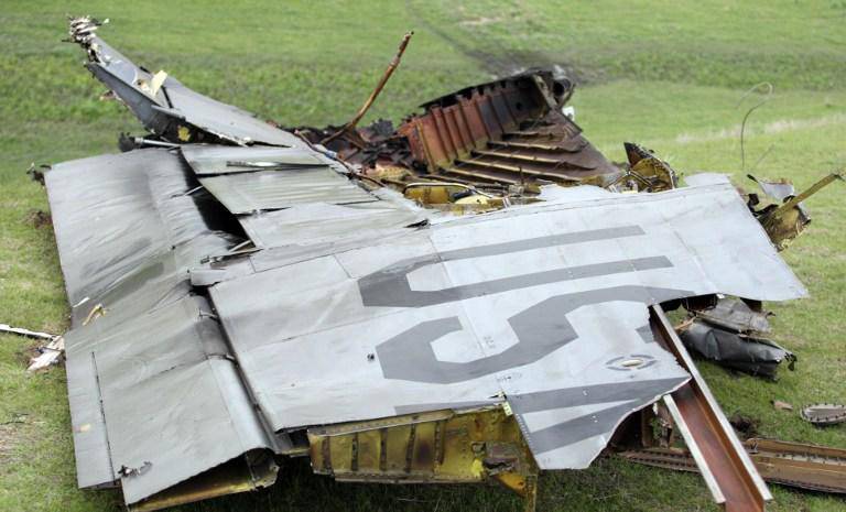 В Киргизии найдены фрагменты тел пилотов разбившегося самолета