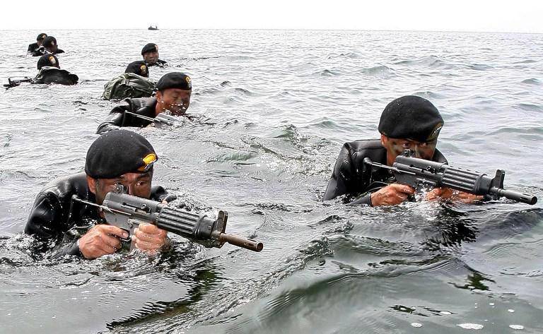 США и Южная Корея начали совместные военные учения в Желтом море