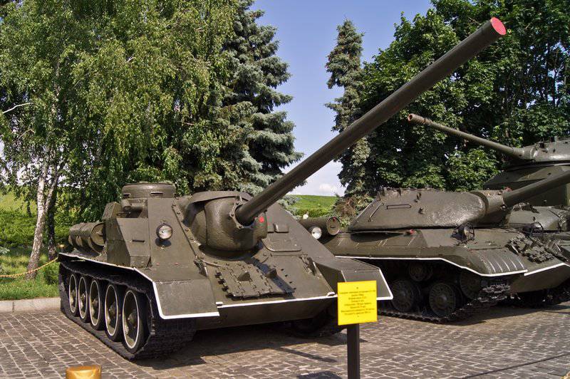 Музей военной техники в Киеве (фото)