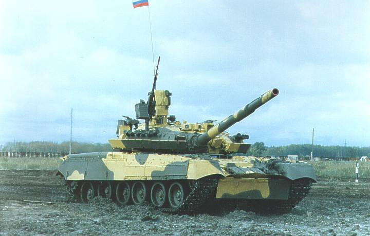 Омский «Барс»: опытный танк Т-80У-М1