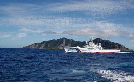 Япония выразила КНР протест в связи с очередным заходом китайских кораблей в зону у островов Сенкаку