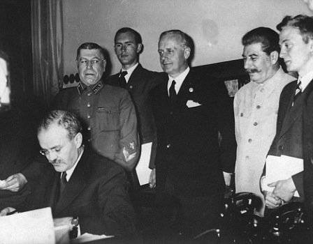 Советско-германский договор о ненападении от 23 августа 1939 г. Часть 2