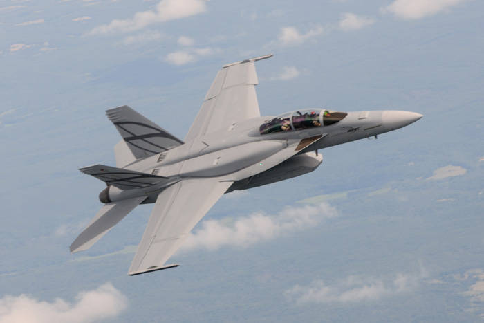 Advanced Super Hornet показал значительное увеличение стелс-характеристик и боевого радиуса