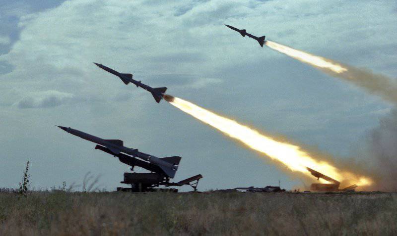 Боевое применение зенитного ракетного комплекса С-75