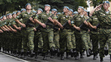 Российские военные пройдут парадным маршем по центру Сухума