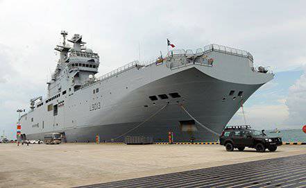 Франция передаст России технологии по "Мистралям" при заказе еще двух кораблей