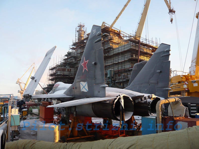 Авианосец для ВМФ России: возможности, пожелания и предположения
