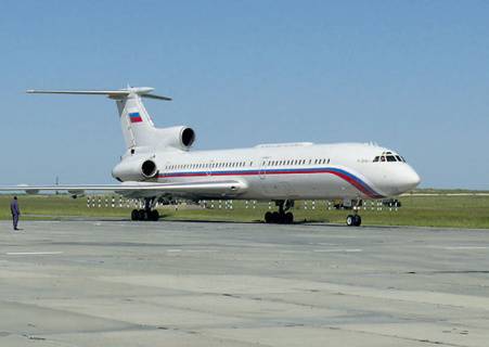 Легендарный Ту-154 в отставку не уходит. Снятый с производства лайнер еще не один год будет служить ВВС