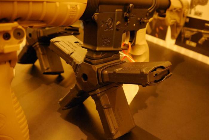 Необычный магазин для AR-15 на 50 патронов от FAB Defense