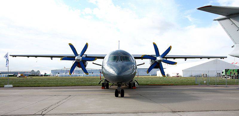Авиаполк «Кольцово» получит звено самолетов Ан-140-100