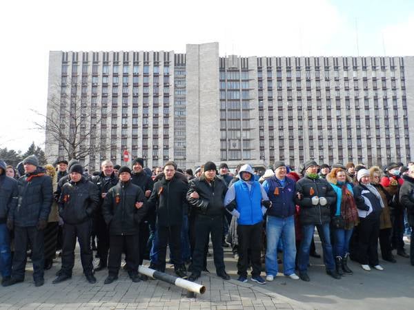 Ополченцы Донбасса выдвинули ультиматум Донецкому горсовету