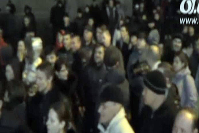 Одесса: ночной митинг у здания СБУ требует освободить активиста "антимайдана"