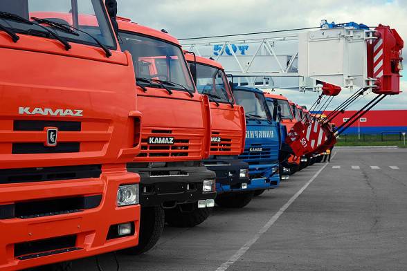 КАМАЗу вернули захваченные на Украине грузовики
