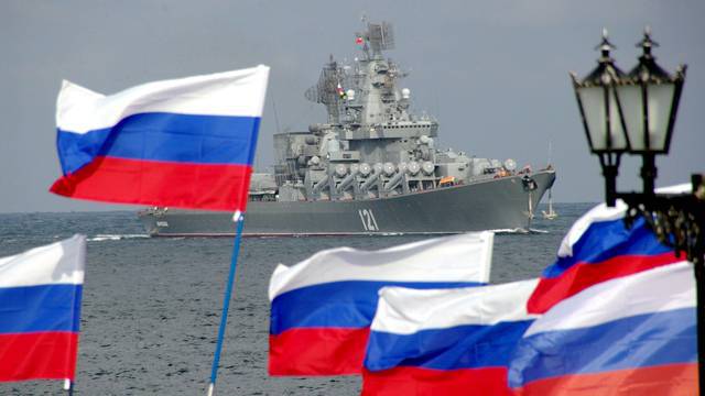 Россия без дружеской помощи НАТО. Как это будет