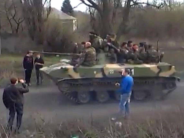 На Донецк и Луганск движутся колонны тяжелой техники