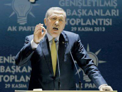 Евгений Пожидаев: У Турции нет шансов на "маленькую победоносную войну" против Сирии