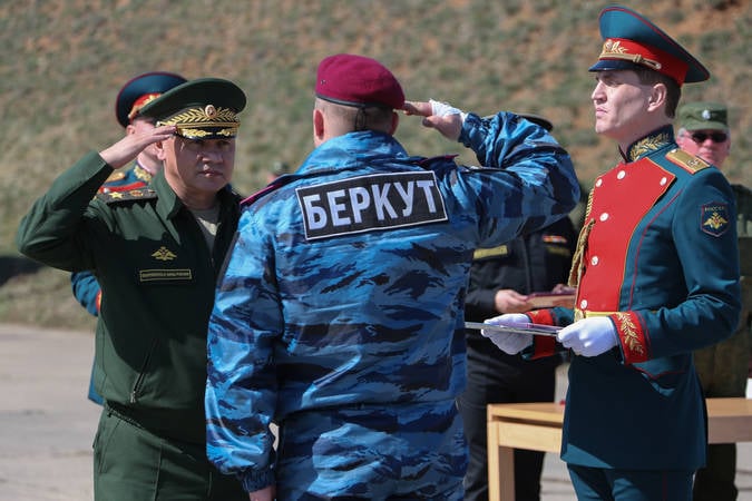 Более 9000 бывших украинских военных приняты на службу в Российскую армию