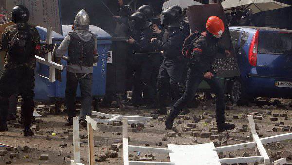 Более 200 человек ранены в столкновениях в Одессе, 37 погибли