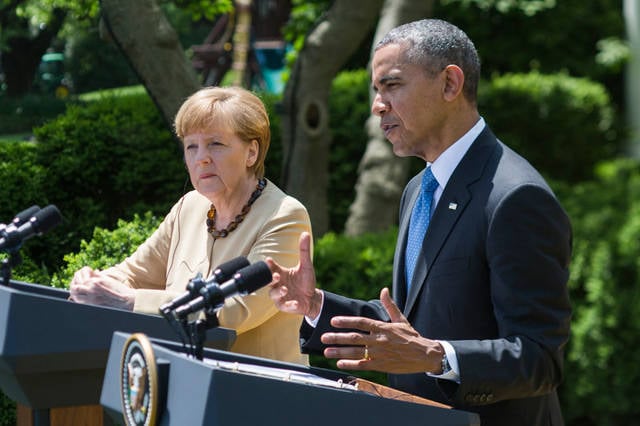 Обама и Меркель поддержали действия Киева