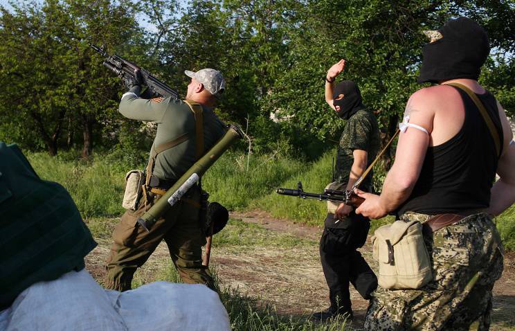 Украинские силовики обстреляли позиции самообороны под Славянском