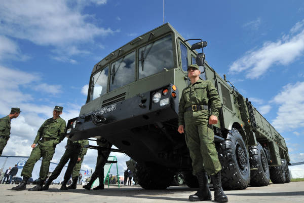 Украина прекратила поставки военной техники для РФ