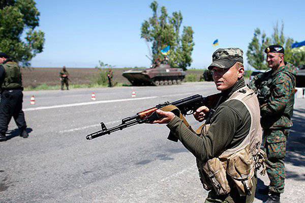 Украинские силовики выдвигаются к Луганску