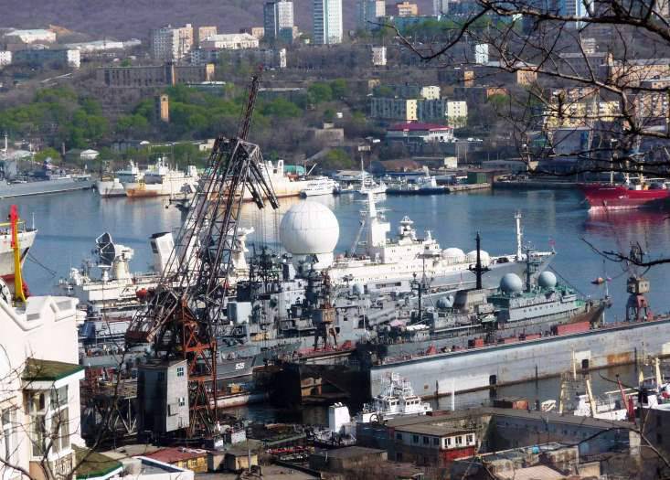 «Дальзавод» отремонтирует до конца года более 250 военных кораблей