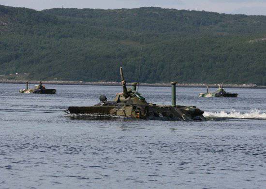 Северный флот проводит практические занятия по морской десантной подготовке