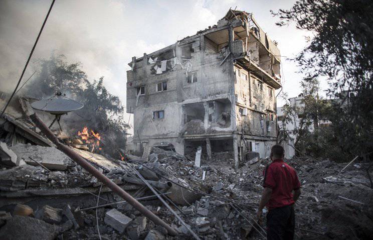 Израиль продолжает массированные бомбардировки сектора Газа