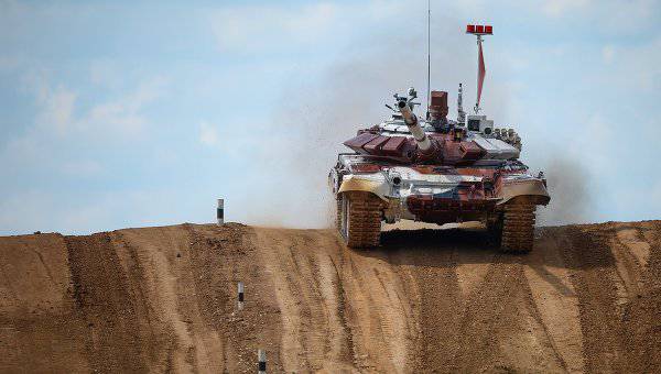 Российская команда занимает лидирующую позицию на чемпионате мира по танковому биатлону