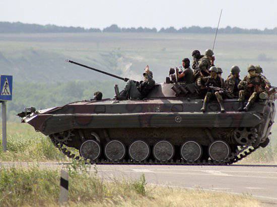 Британские СМИ: Российская бронетехника пересекла границу с Украиной