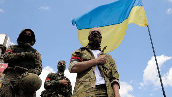Глава МВД Украины Арсен Аваков относится к «Правому сектору» с уважением