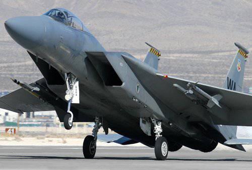 В США разбился истребитель F-15C