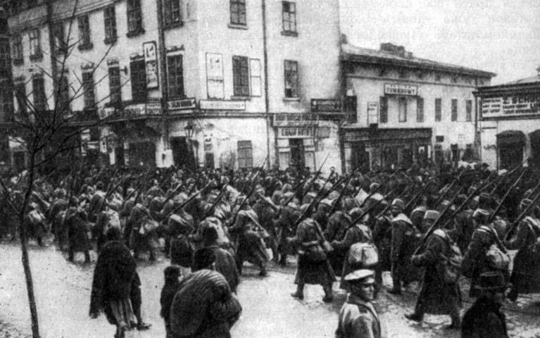 Вступление русских войск во Львов. Фотография. 3 сентября 1914 г.